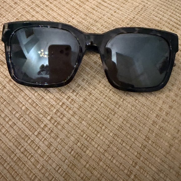 Spy “Dessa” Sunglasses - Picture 2 of 6